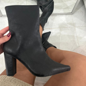 BOTA CANO CURTO SALTO BLOCO POLIANA