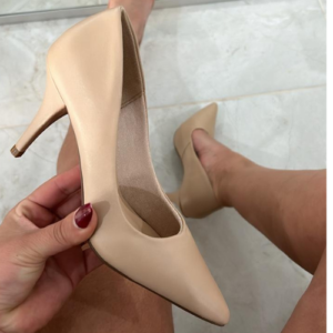 SCARPIN EM COURINO JOICE 