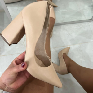 SCARPIN EM COURINO SALTO BLOCO DIANA